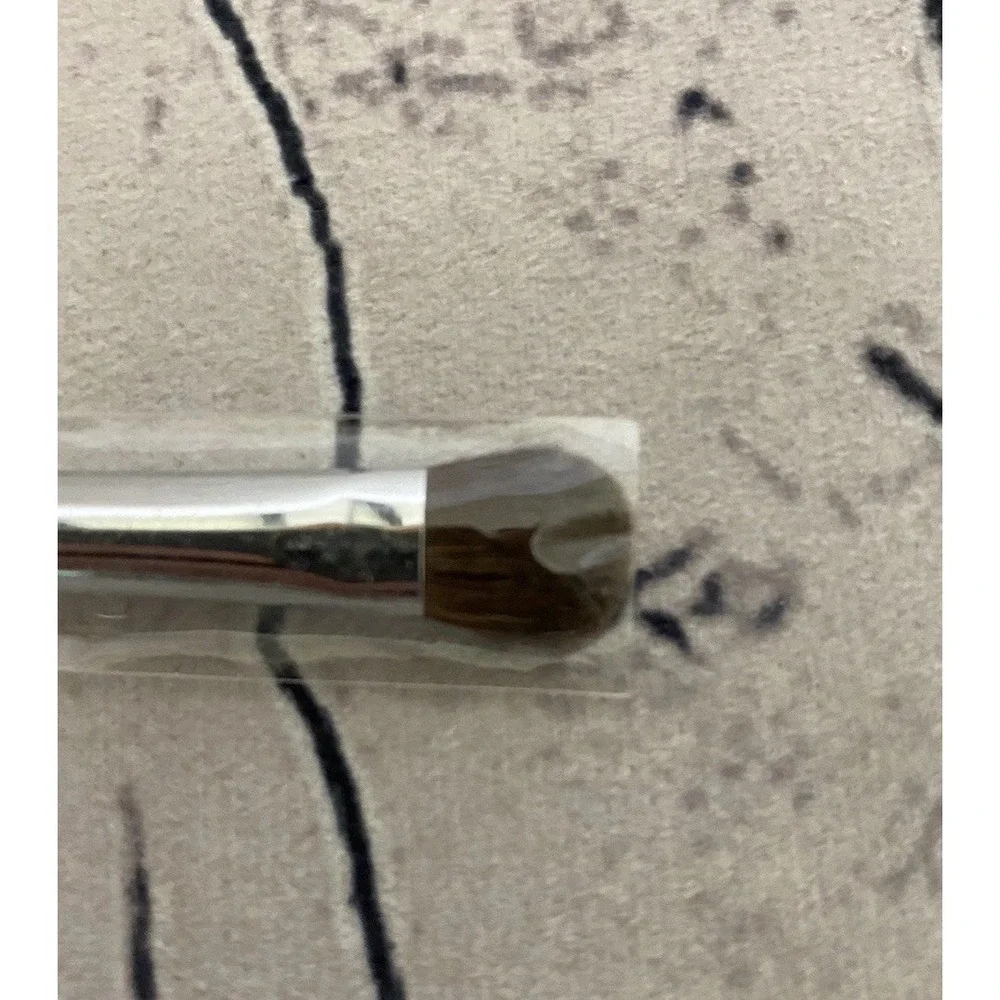 YOUNIQUE LINER/SHADER BRUSH~FULL SIZE MAKEUP/EYESHADOW/LINER BRUSH~DUAL END~